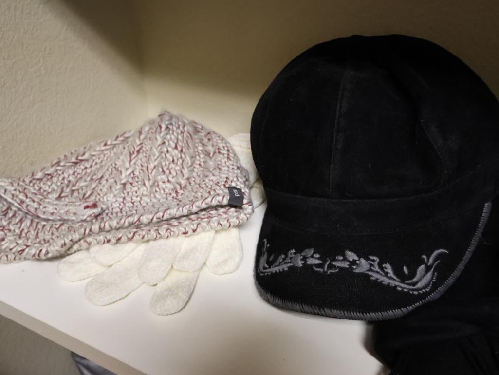 Collection of Fur Accessories and more - 9