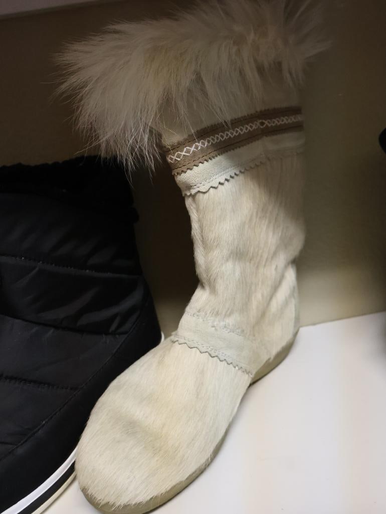Three Pairs of Ladies Winter Boots - 7