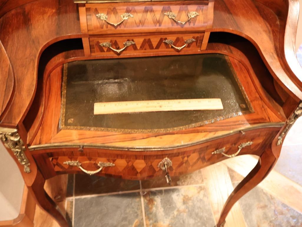 Antique French Louis XV-style marquetry and ormolu-mounted ladies writing desk - 4