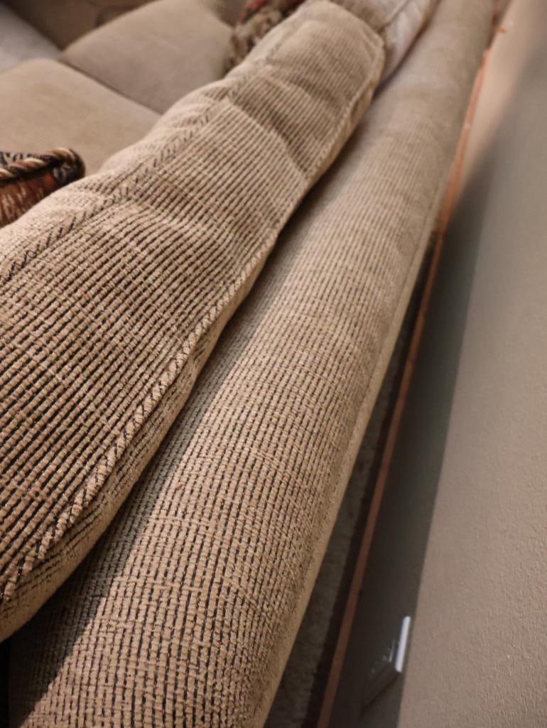 La-Z-Boy Cozy Beige Cloth Sofa - 7