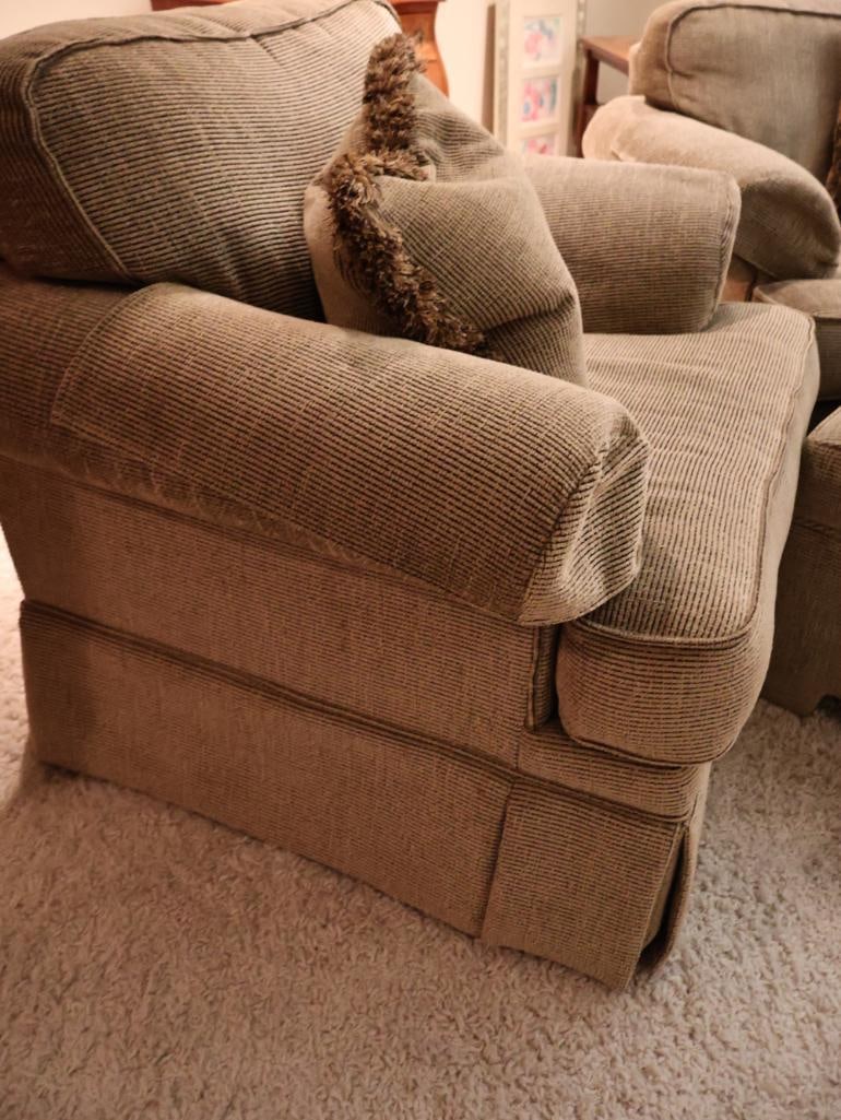 Pair of Cozy La-Z-Boy Arm Chairs and Matching Ottoman - 2