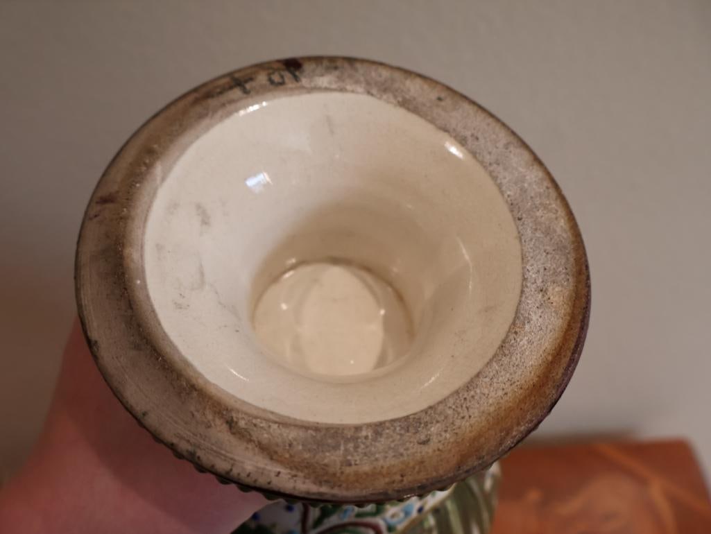 Large Antique Satsuma Style Moriage Iris Vase - 10