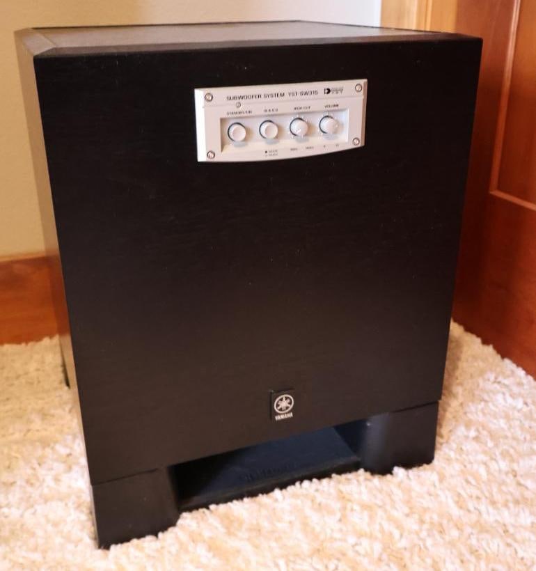 Yamaha Subwoofer Advanced YST: Model No. YST-SW315, 250-watt 10 inch, untested