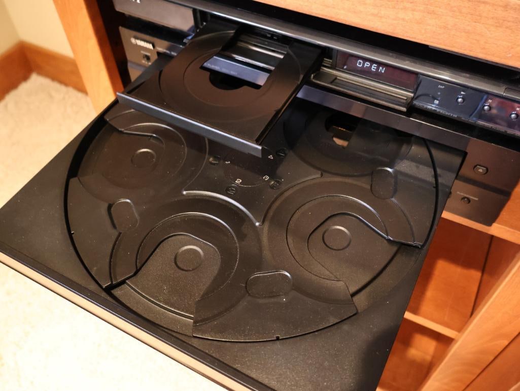 Yamaha Receiver and CD Player, with Sony Blu-Ray Player - 9