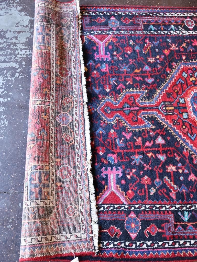 Vintage Hand-Knotted Persian Karadjar Rug - 11