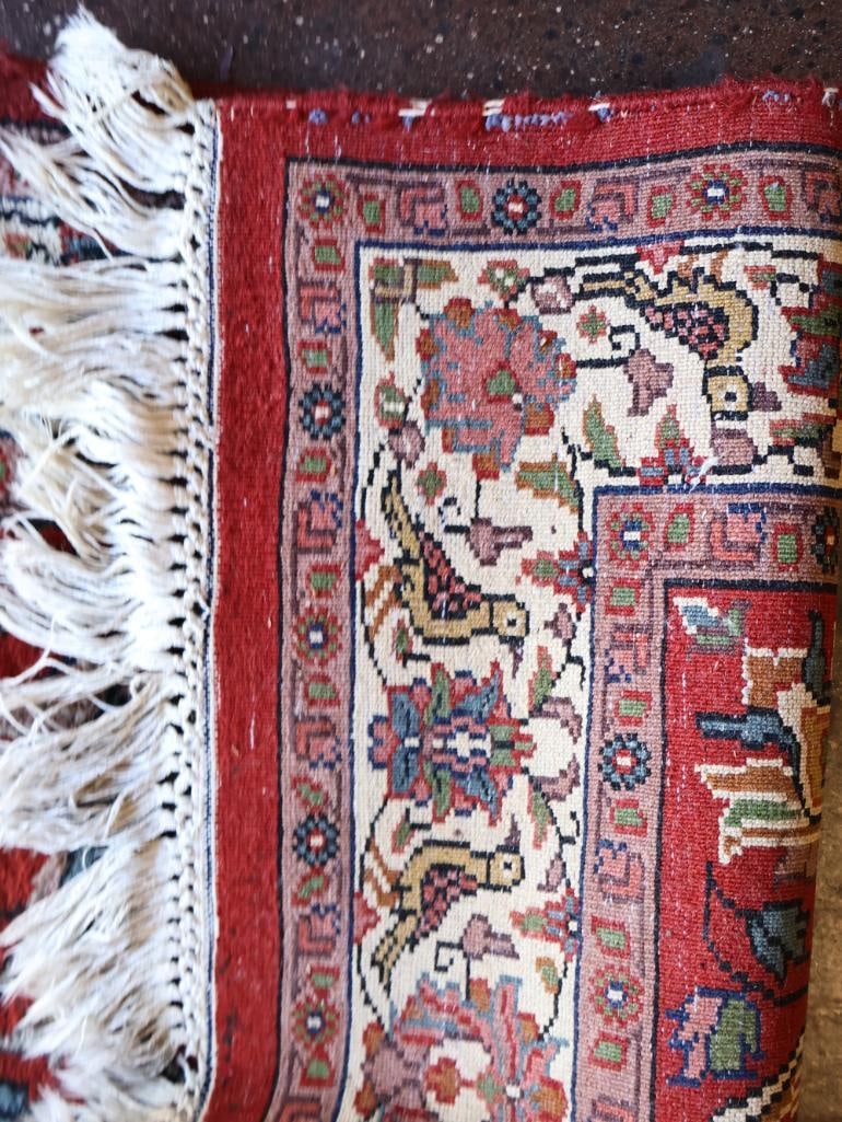 Vintage Persian Style Medium Sized Area Rug - 10