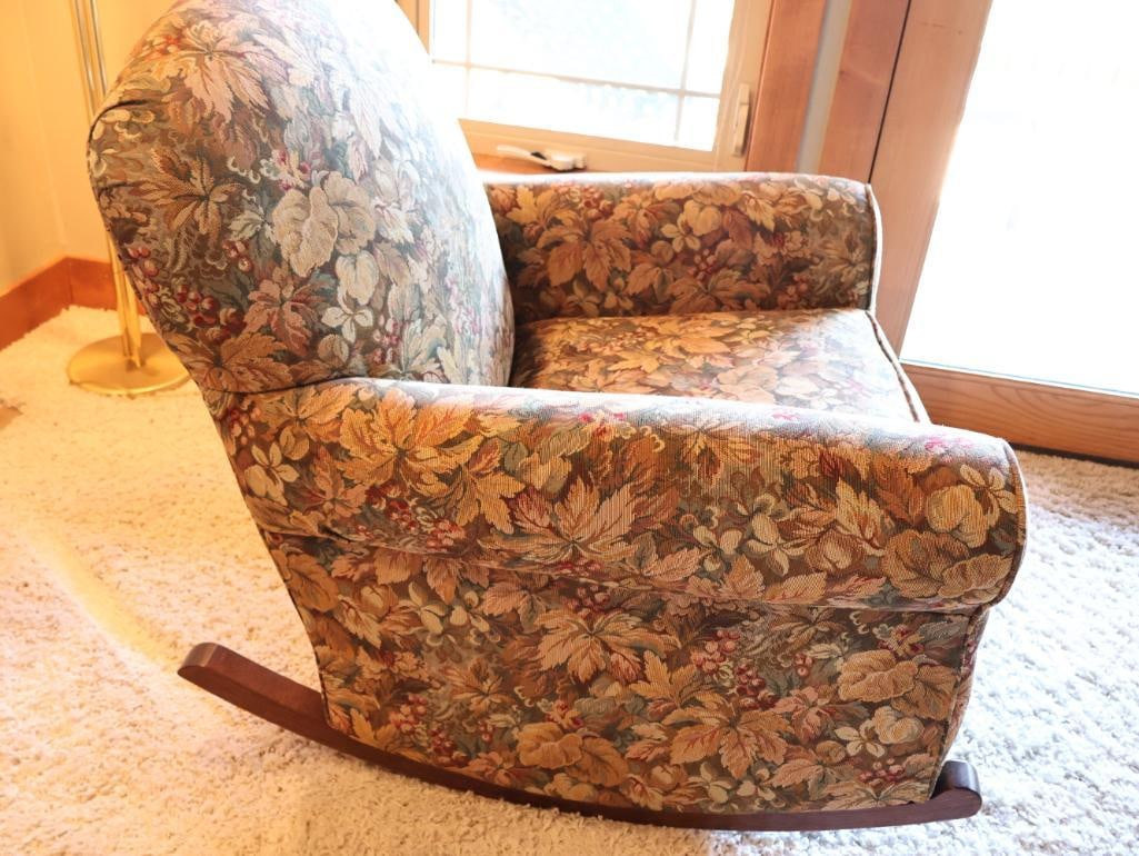 Vintage Floral Comfy Rocking Chair - 3