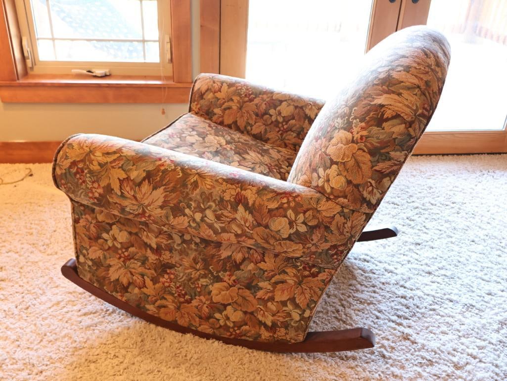 Vintage Floral Comfy Rocking Chair - 5