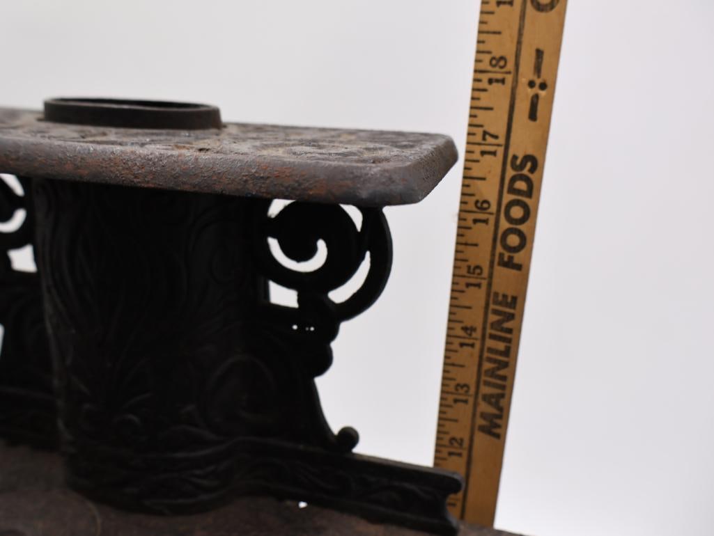 Antique STAR Cast Iron Toy Cook Stove with Ornate Detail - 2