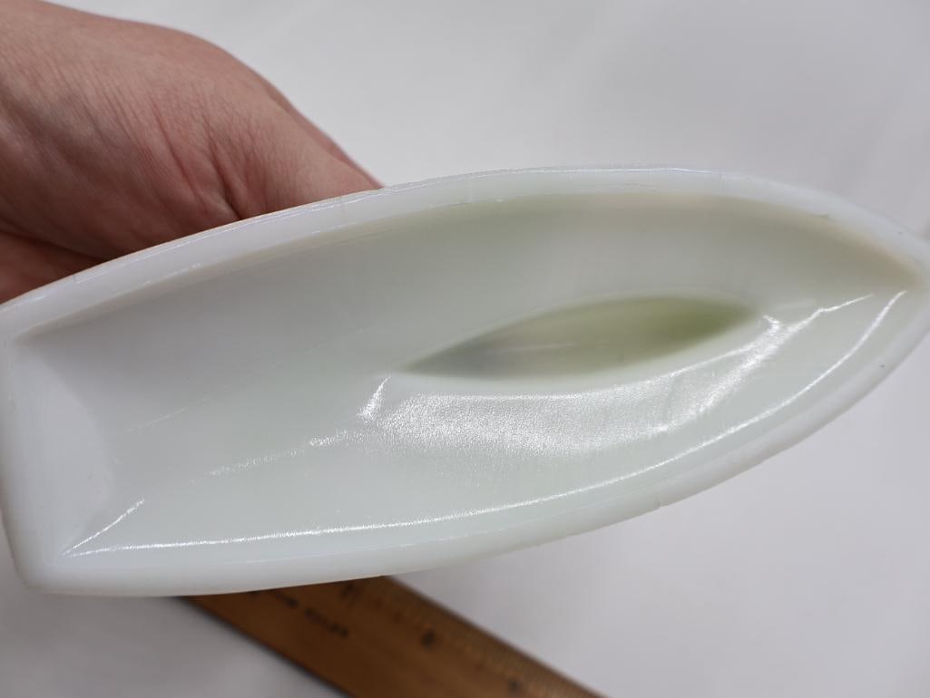Antique Milk Glass Animal Dishes and Wire Basket Collection - 10