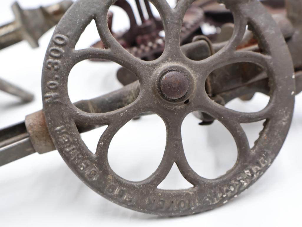 Collection of Antique Cast Iron Hand-Crank Kitchen Gadgets Apple Peeler, Slicers & More - 14