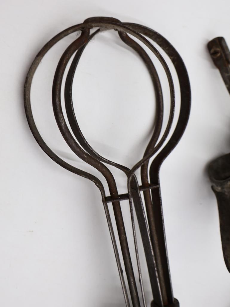 Collection of Antique Cast Iron Hand-Crank Kitchen Gadgets Apple Peeler, Slicers & More - 15