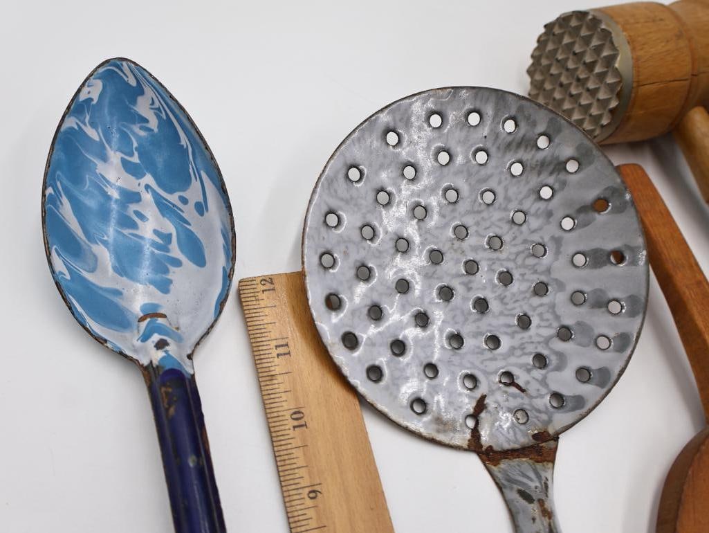 Vintage Primitive Kitchen Utensil Collection Wood and Enamelware - 15