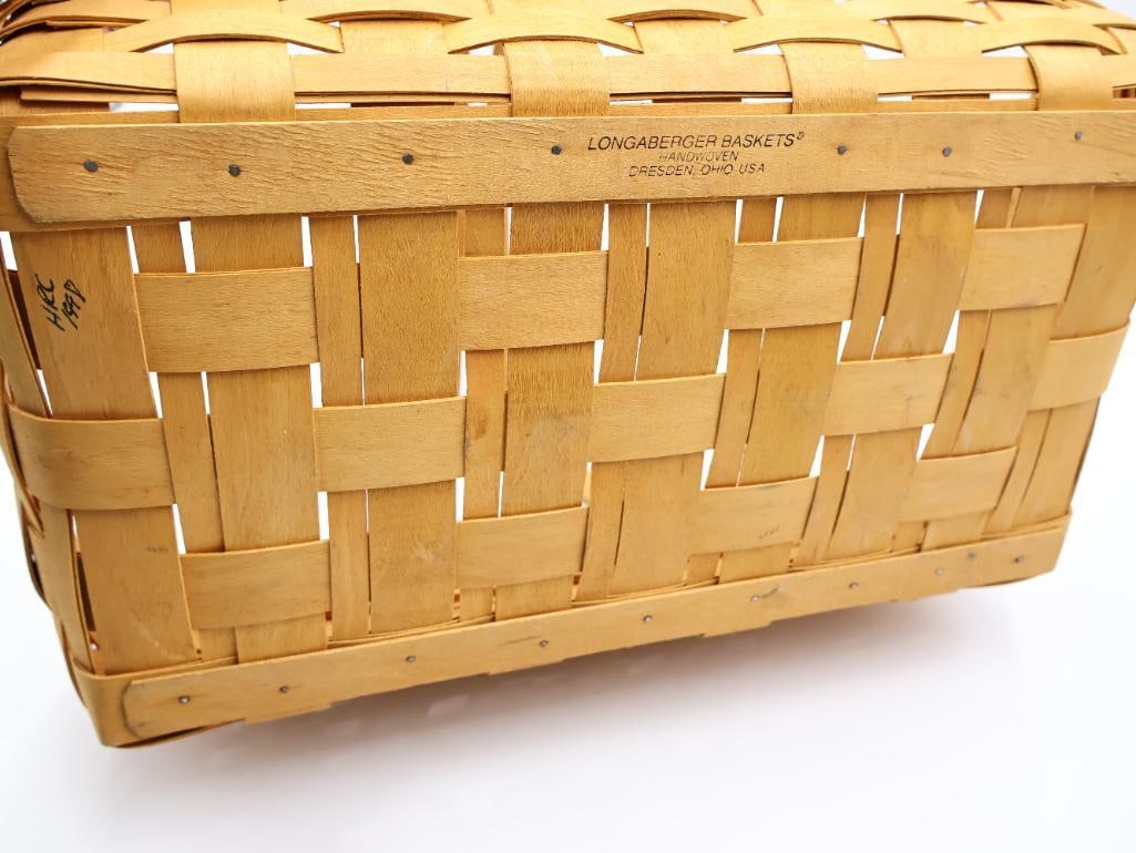 1979 Longaberger Basket with Antique Apothecary and Ball Jars - 15