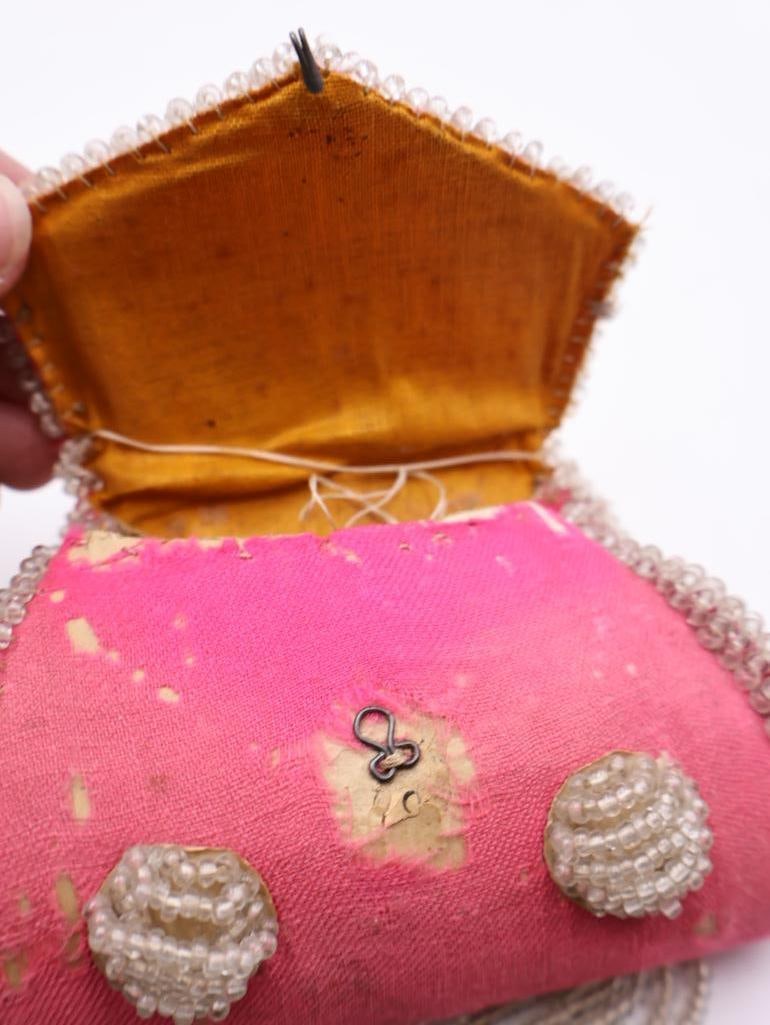 Iroquois Native American Beaded Box Purse and Embroidered Breakfast Case - 7