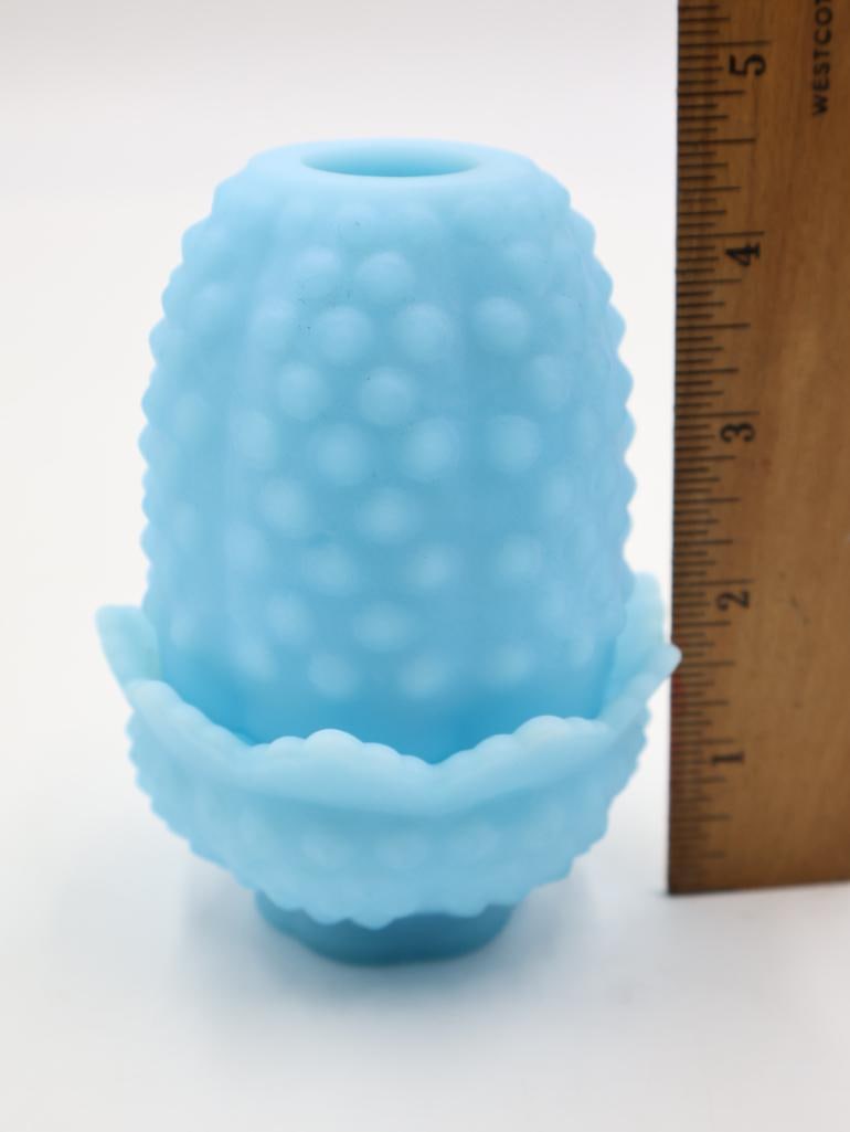 Vintage Blue Satin Glass Hobnail Fenton Fairy Lamp - 2