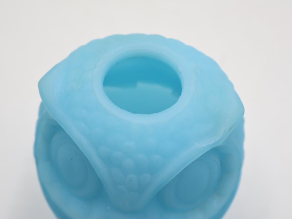 Vintage Fenton Blue Satin Owl Fairy Lamp - 3
