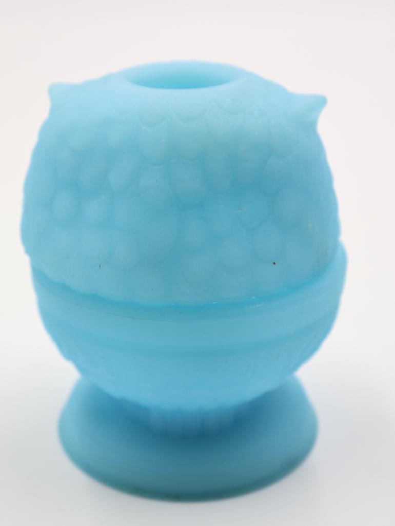 Vintage Fenton Blue Satin Owl Fairy Lamp - 4