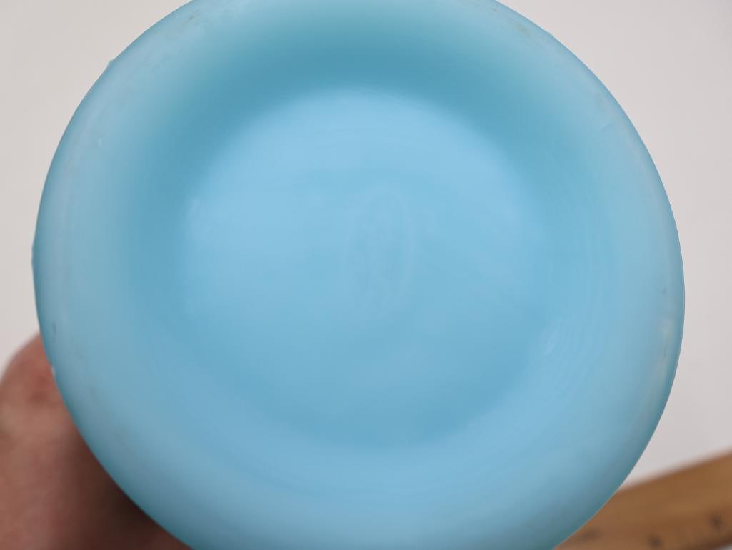 Vintage Fenton Blue Milk Glass Peacock Vase - 7