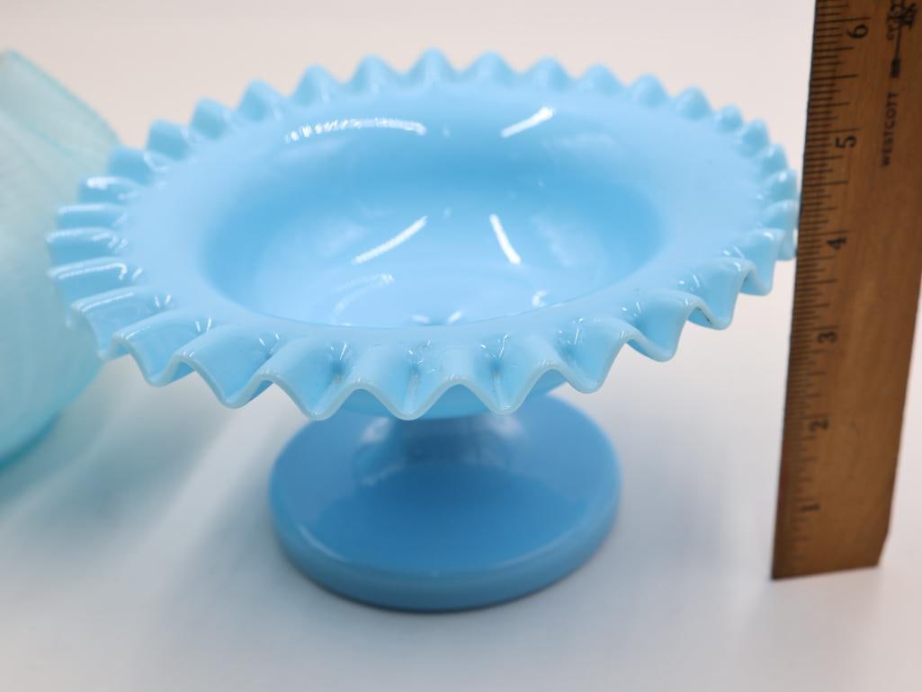 4 Pc Vintage Blue Opalescent Glass Epergne and Bowls - 7