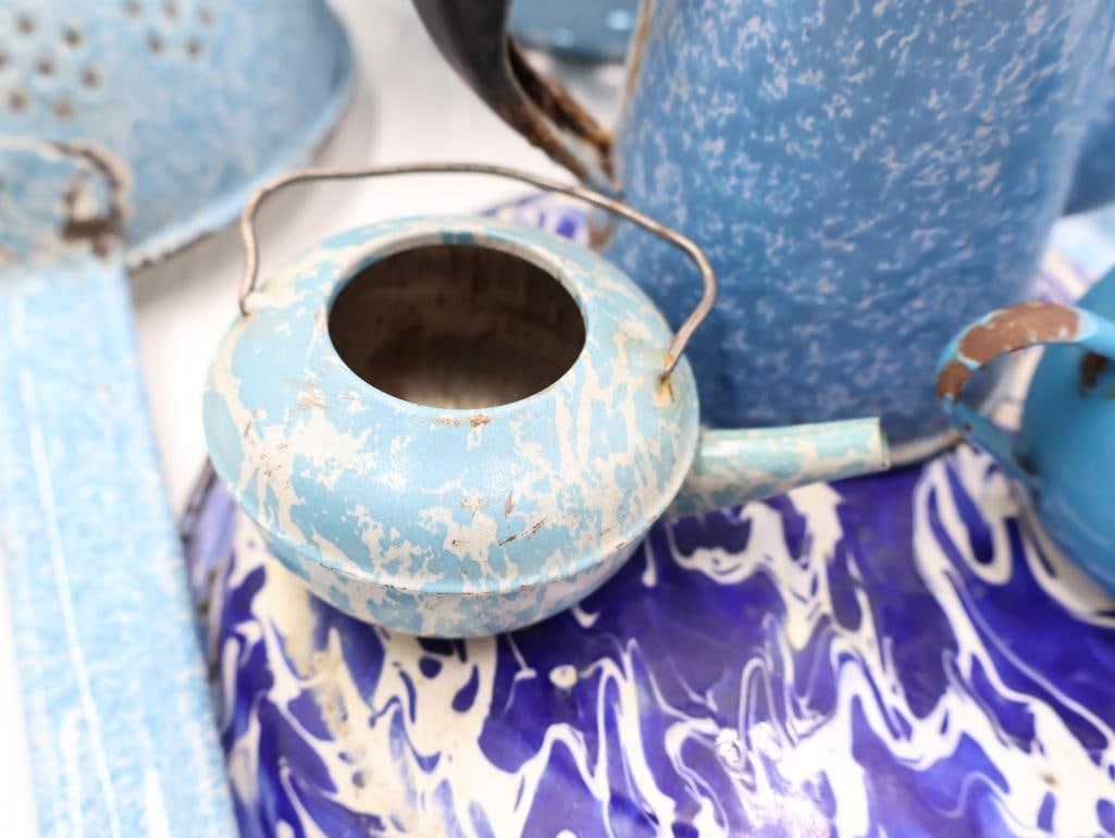 Vintage Blue and White Graniteware Enamelware Collection Colanders, Coffee Pots and Basin - 4