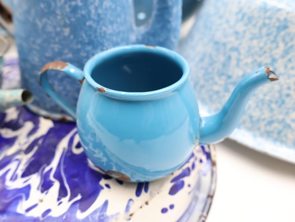 Vintage Blue and White Graniteware Enamelware Collection Colanders, Coffee Pots and Basin - 5