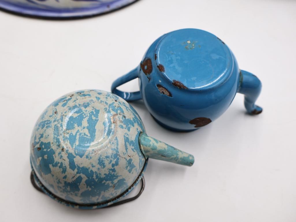 Vintage Blue and White Graniteware Enamelware Collection Colanders, Coffee Pots and Basin - 6