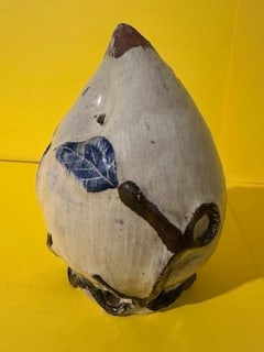 A LARGE KOREAN PEACH-FORM PORCELAIN WATER DROPPER, JOSEON DYNASTY (1 of 4)