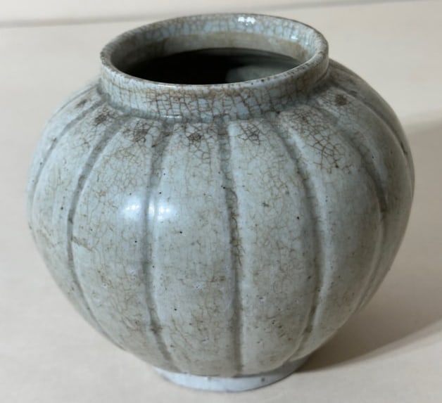 Korean White Porcelain Melon Shaped Jar Chosen Dynasty (1 of 6)