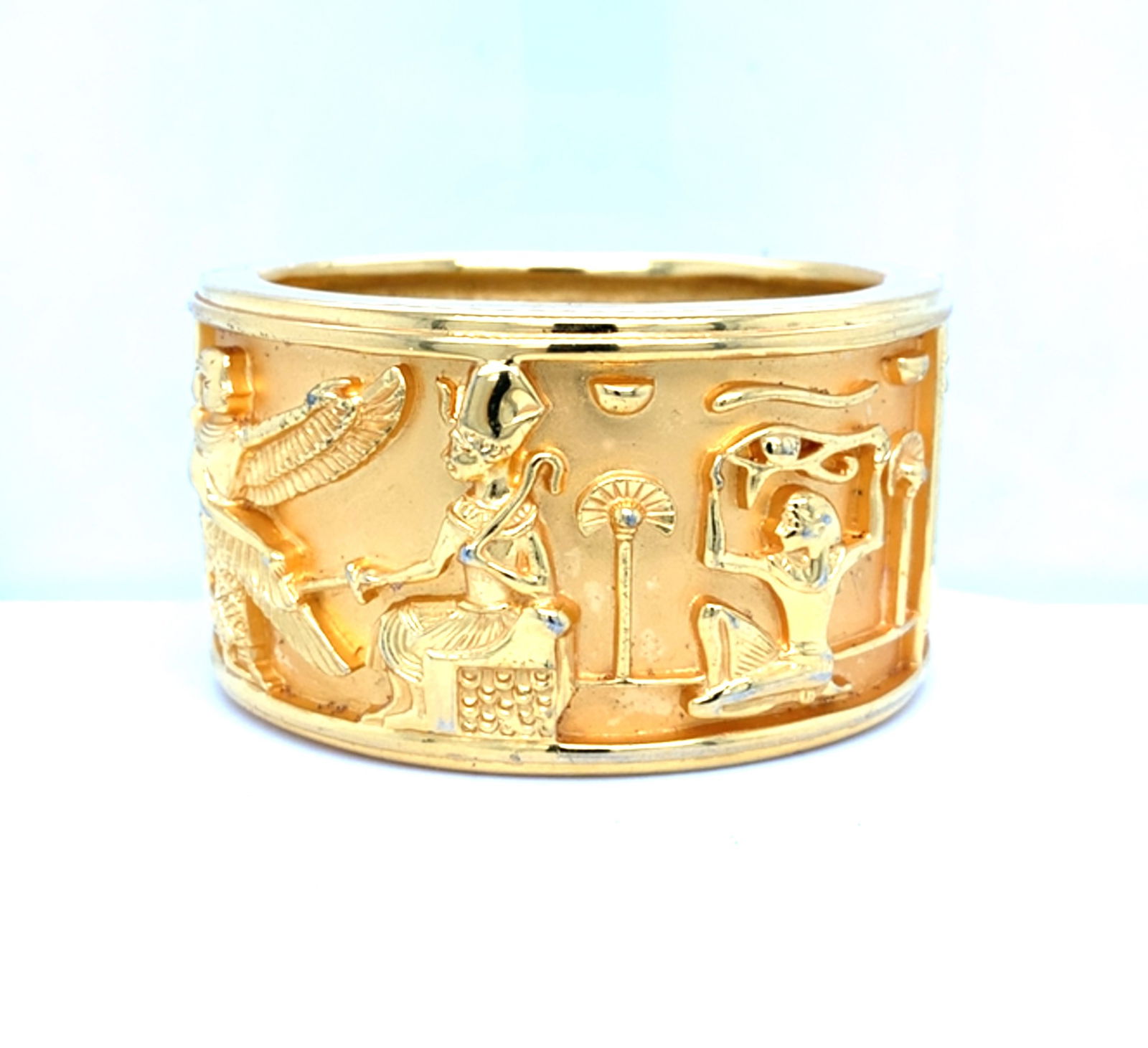 Elizabeth Taylor For Avon Egyptian Revival Gold Tone Hinged Bangle Bracelet (1 of 5)