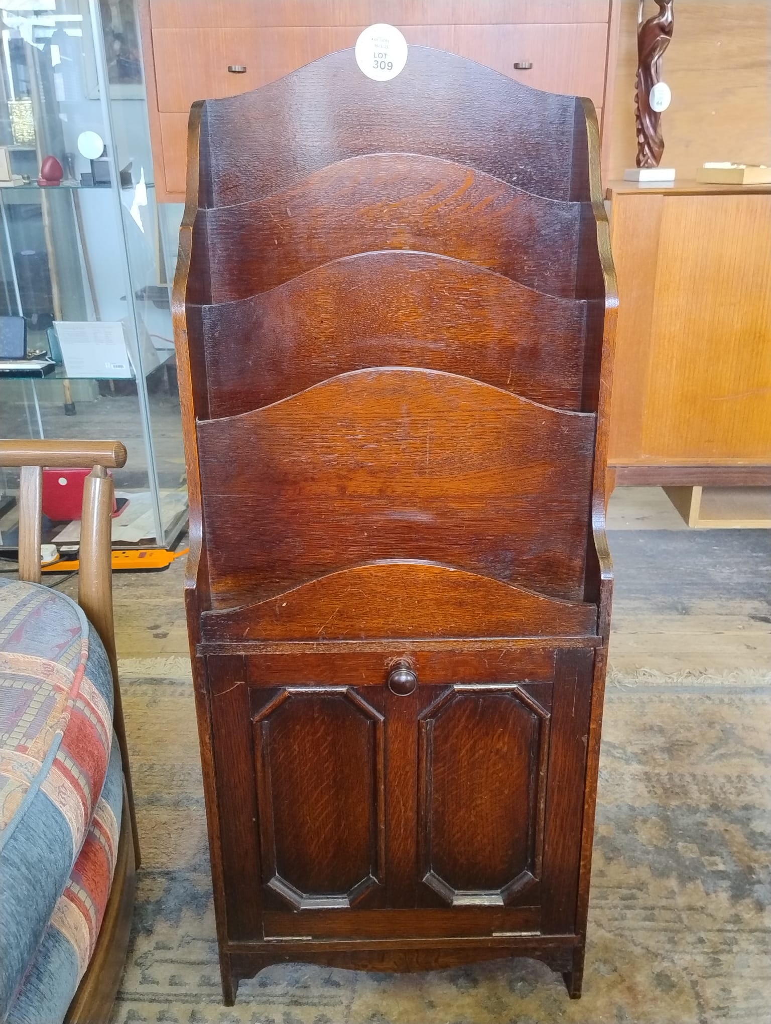 Mahogany Magazine Rack: A charming magazine rack in fabulous condition, offered with no reserve. Measures W 16" H 38" D10"