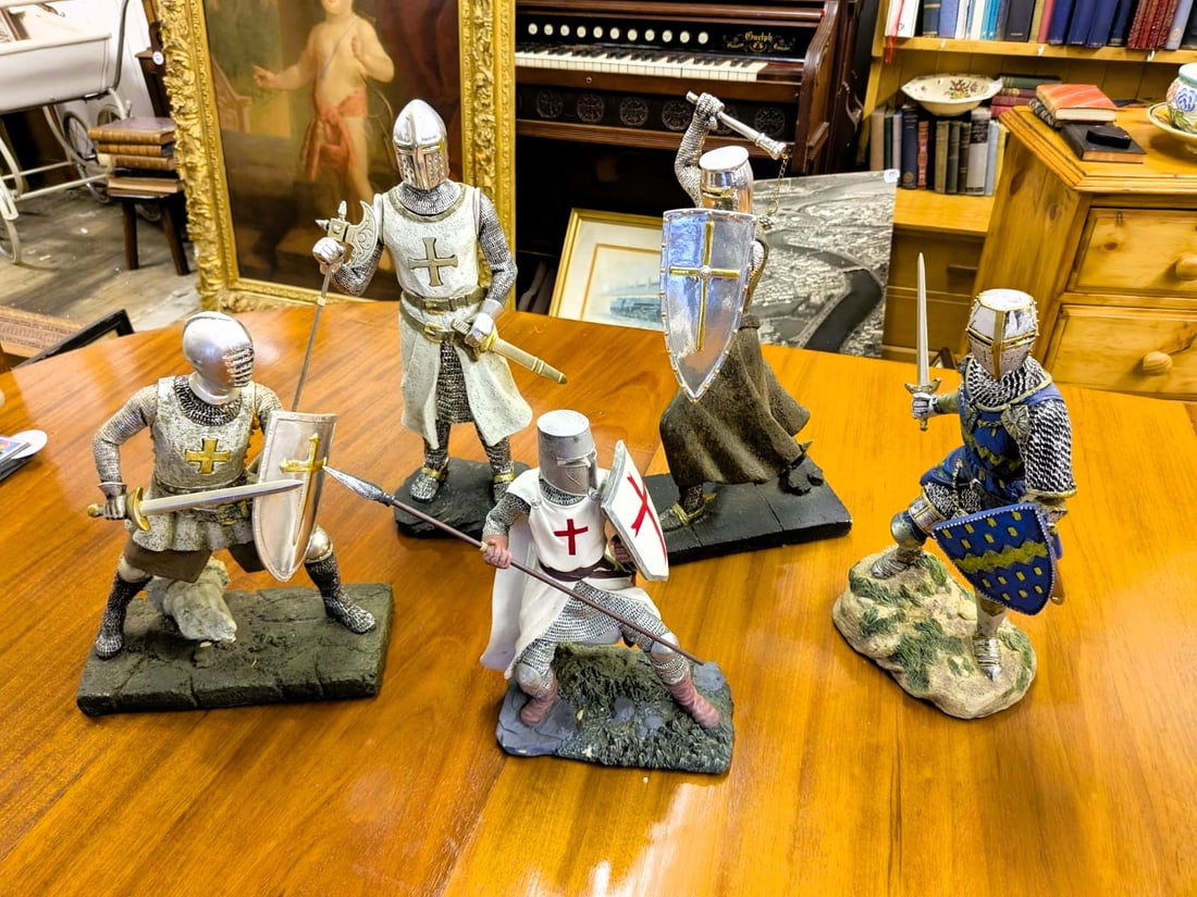 Collection of Engish figures: Five knights all ready for battle, good height to each - make an ideal purchase for a young fan of Middle Age warfare. Tall ones stand 15" tall.