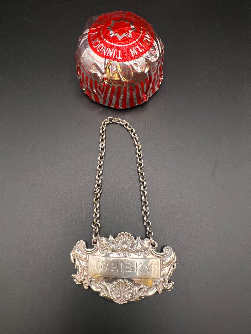 Silver Decanter Label - Whisky (1 of 3)