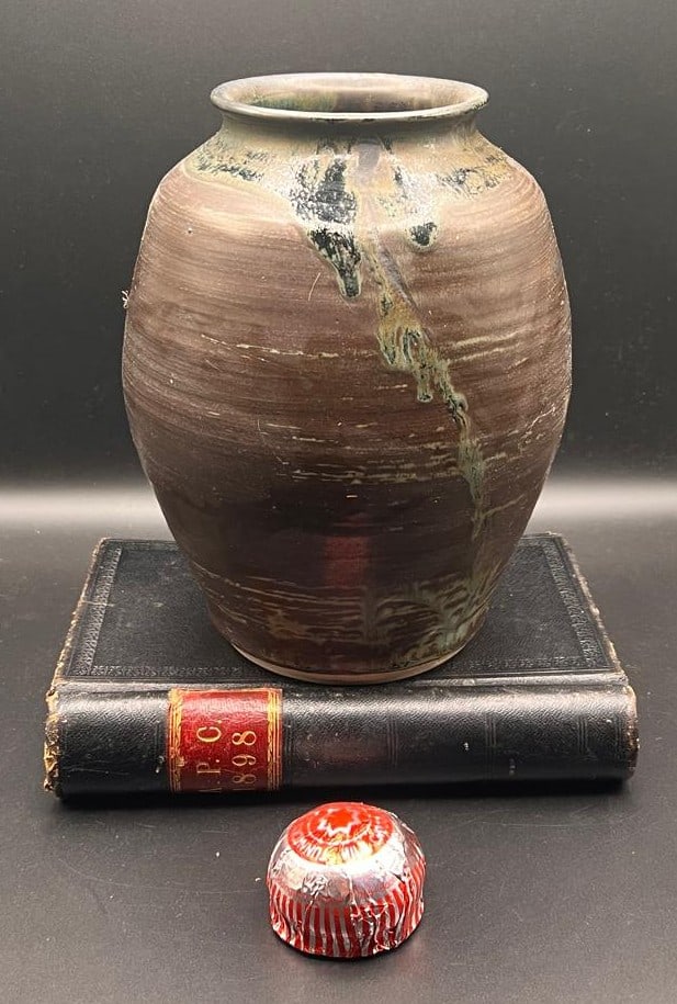 Mid Century Studio Vase (1 of 2)