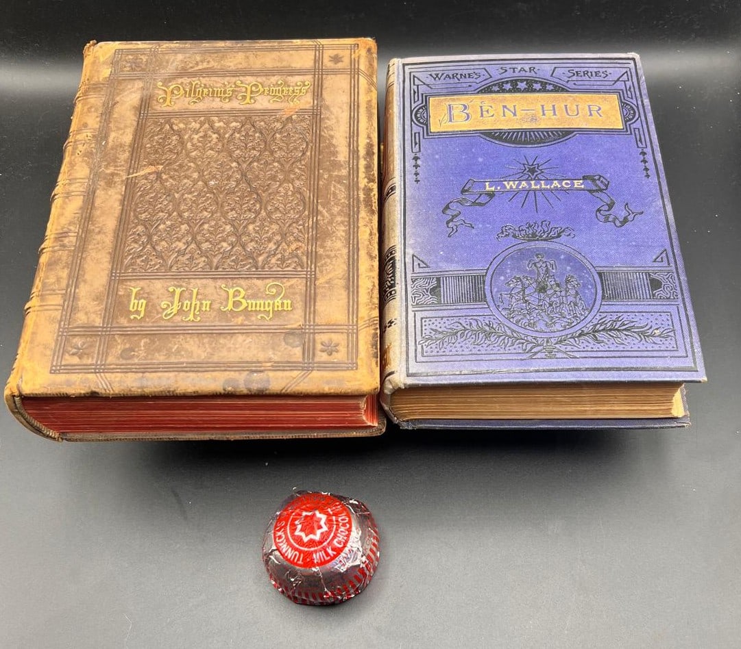 2 vintage books (1 of 3)