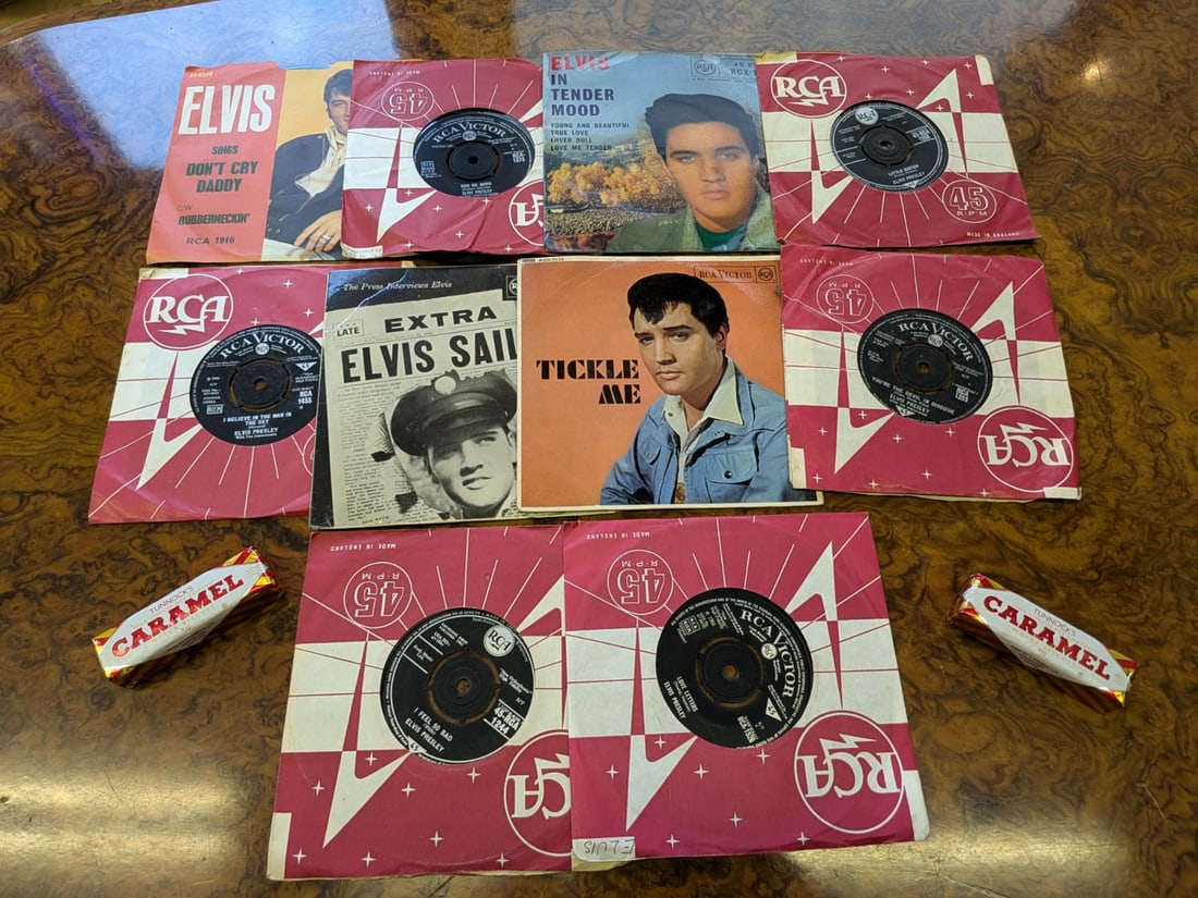 Collection of Vintage 45 vinyls: As luck would have it there are 45 vinyl's including Elvis Presley, Adam Faith & Others
