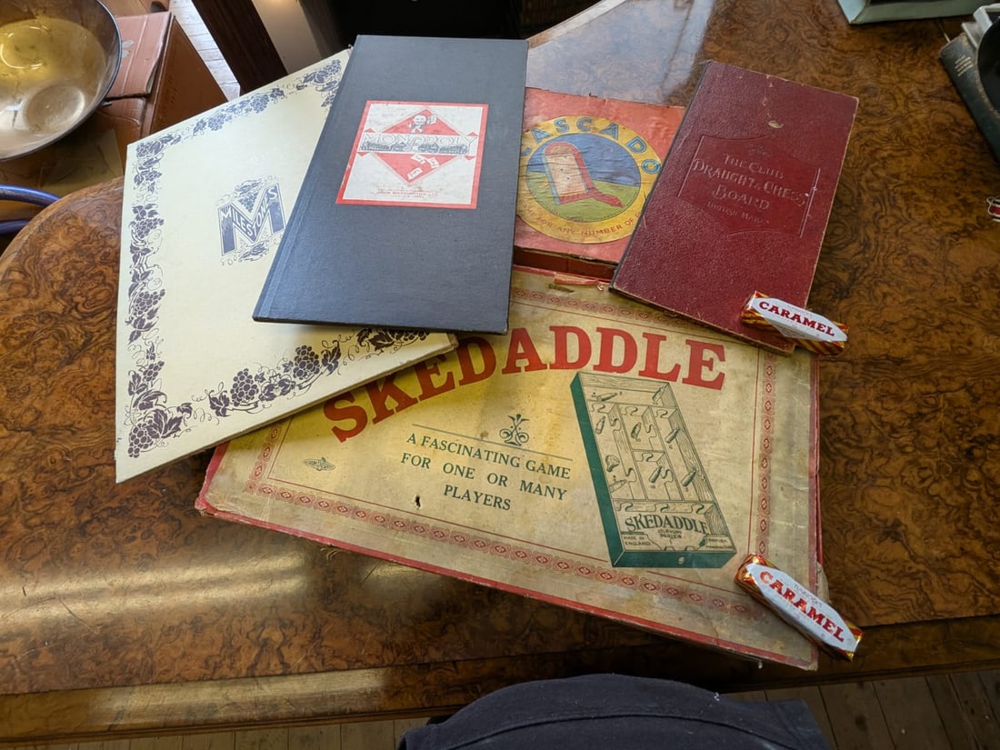 Collection of vintage board games: Includes early Monopoly Board, Milestones Board, Draughts Board, Cascade & Skedaddle - they don't make names like they used to!