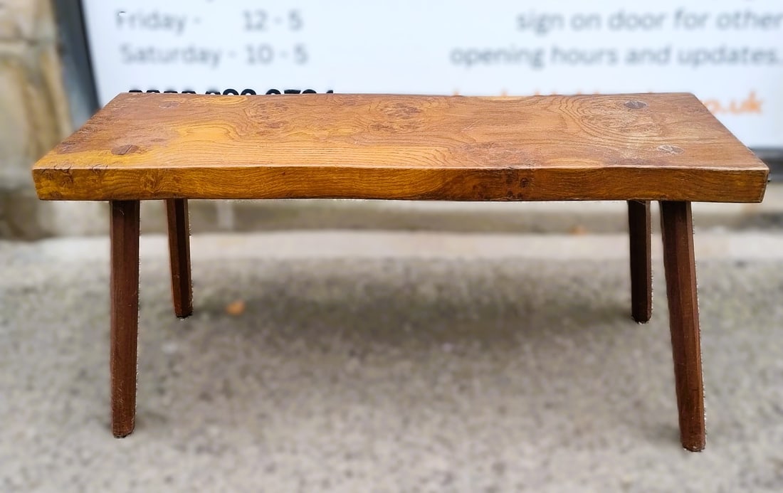 Rustic Garden Elm Bench (1 of 5)