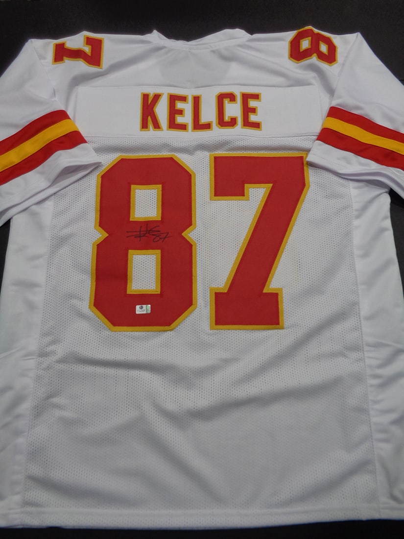 Travis Kelce Kansas City Chiefs Autographed Custom Football Jersey coa (1 of 3)