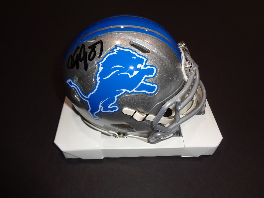 Calvin Johnson Detroit Lions Autographed Riddell Mini-Helmet coa (1 of 1)
