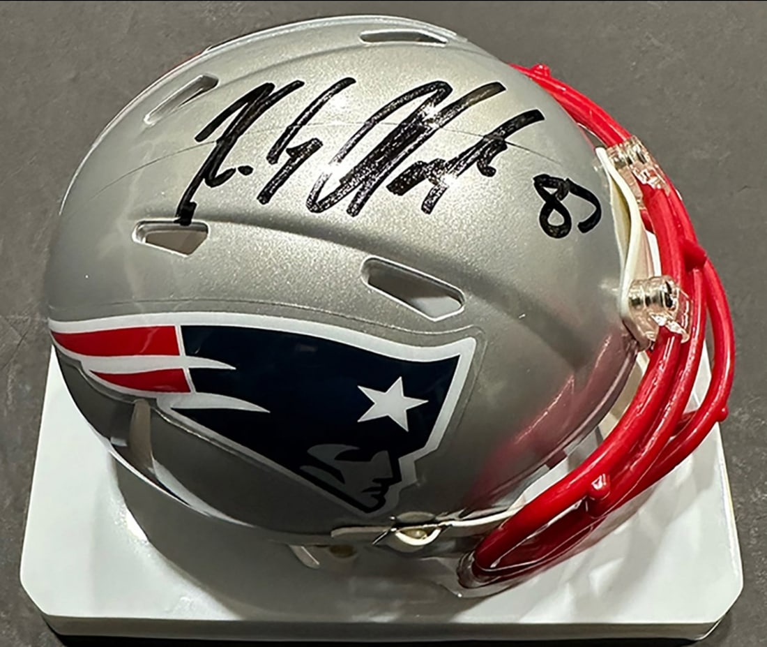 Rob Gronkowski New England Patriots Autographed Riddell Mini Helmet coa (1 of 2)