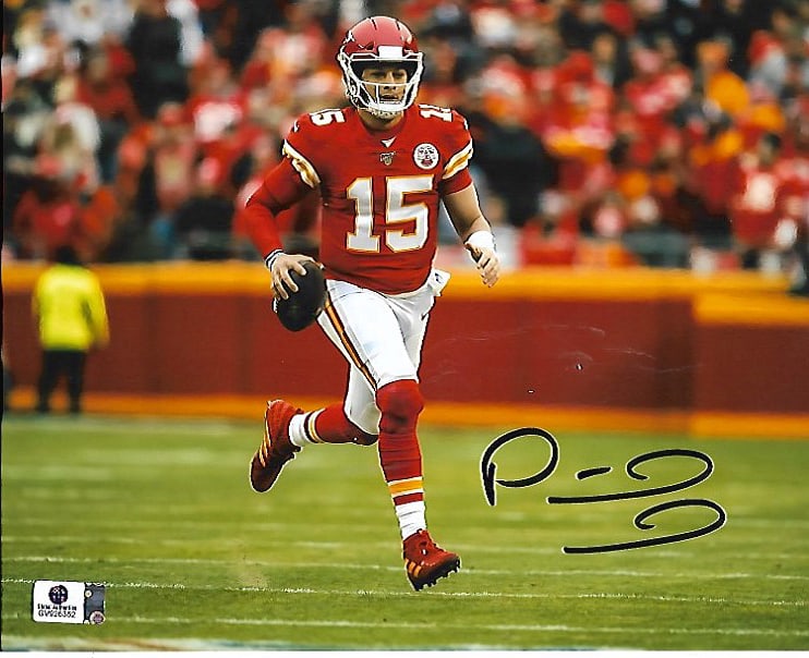 Patrick Mahomes Kansas City Chiefs Autographed 8x10 Photo coa: Patrick Mahomes Kansas City Chiefs Autographed 8x10 Photo GA coa - Autograph Location & coa # may vary