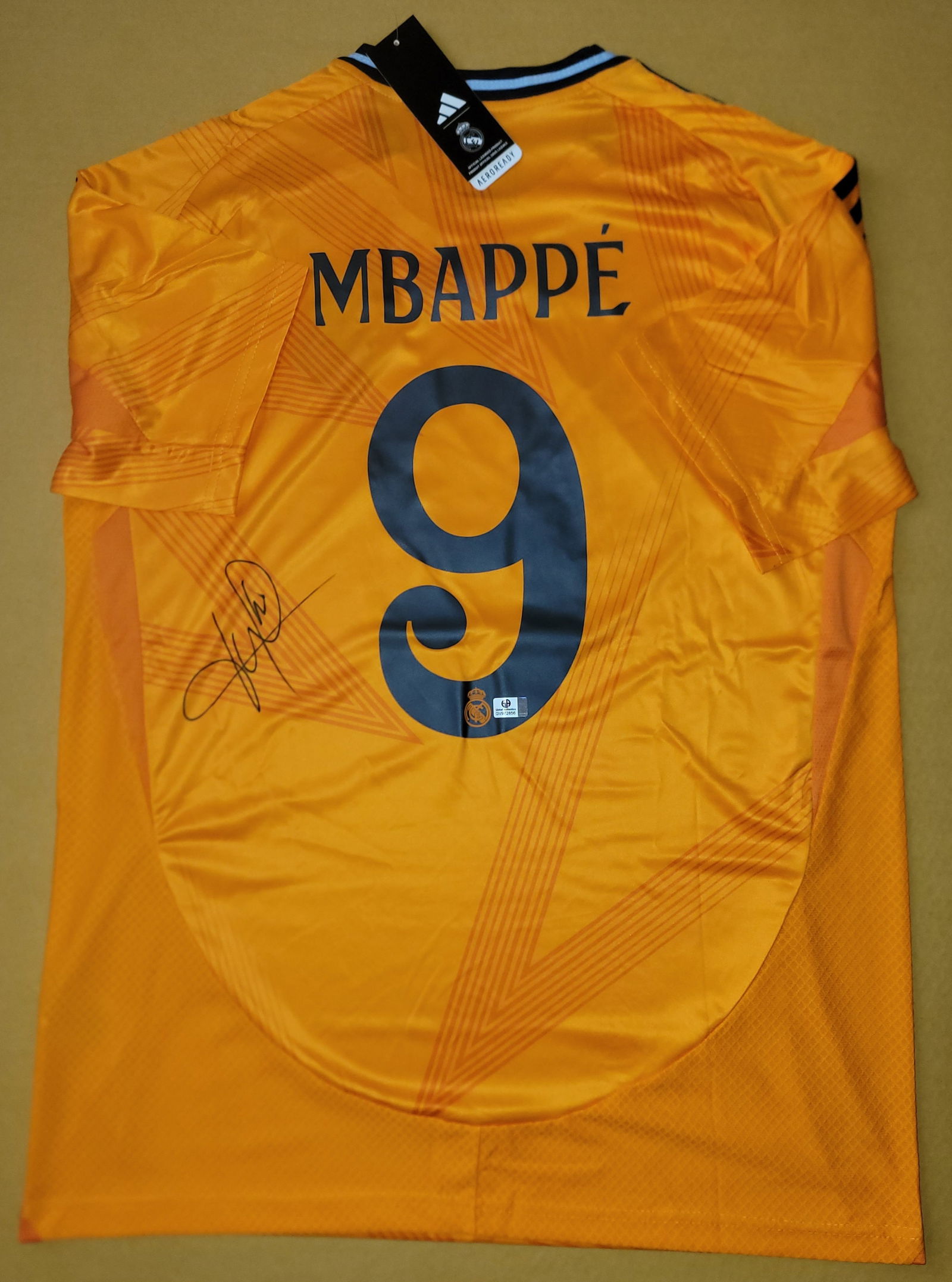 Kylian Mbappe Real Madrid Autographed 2024-25 Adidas Away Jersey coa: Kylian Mbappé Real Madrid Autographed 2024-25 Adidas Away Jersey GA coa - Autograph Location & coa # may vary JERSEY SIZE EXTRA LARGE