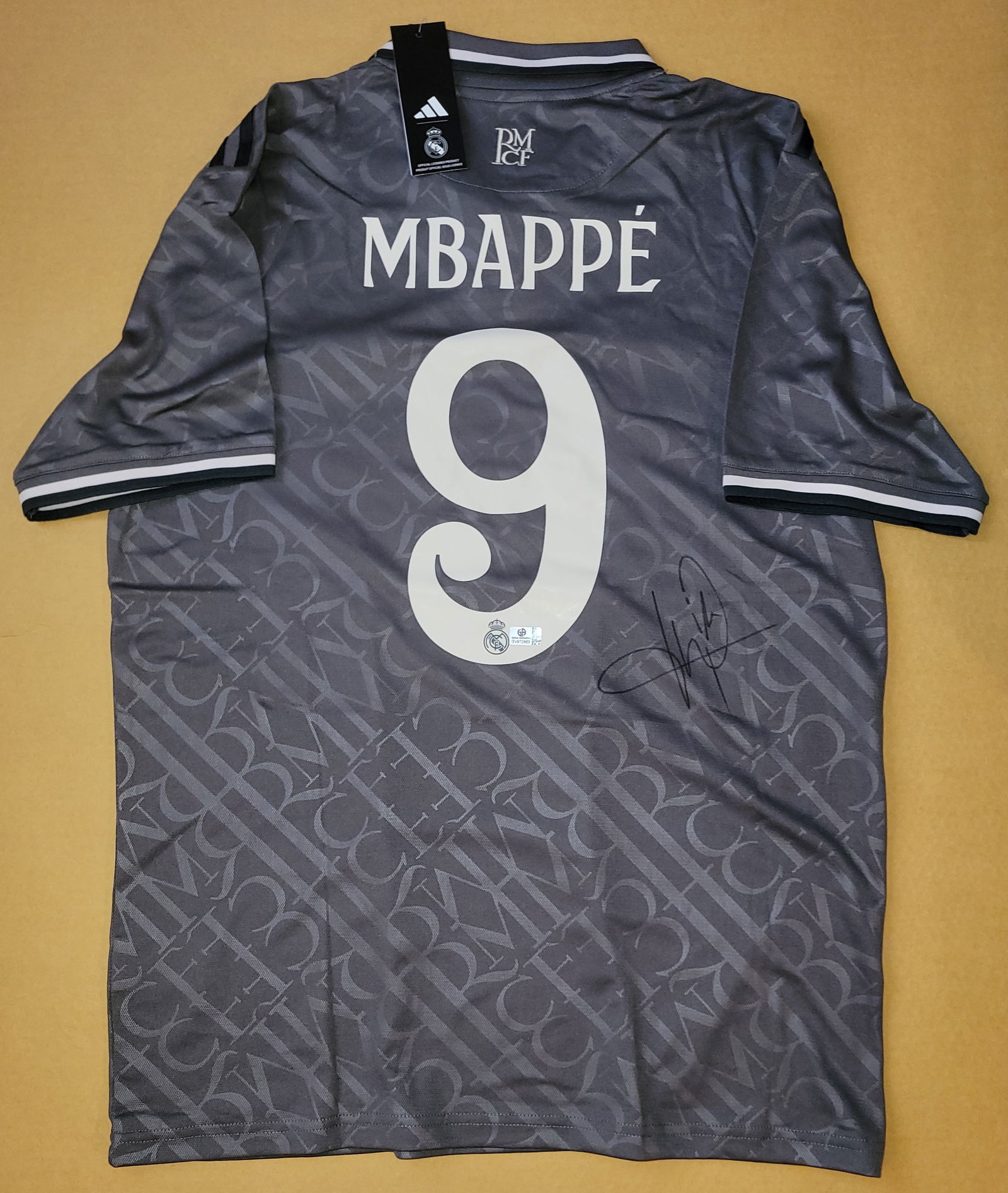 Kylian Mbappe Real Madrid Autographed 2024-25 Adidas Third Jersey coa: Kylian Mbappé Real Madrid Autographed 2024-25 Adidas Third Jersey GA coa - Autograph Location & coa # may vary JERSEY SIZE EXTRA LARGE