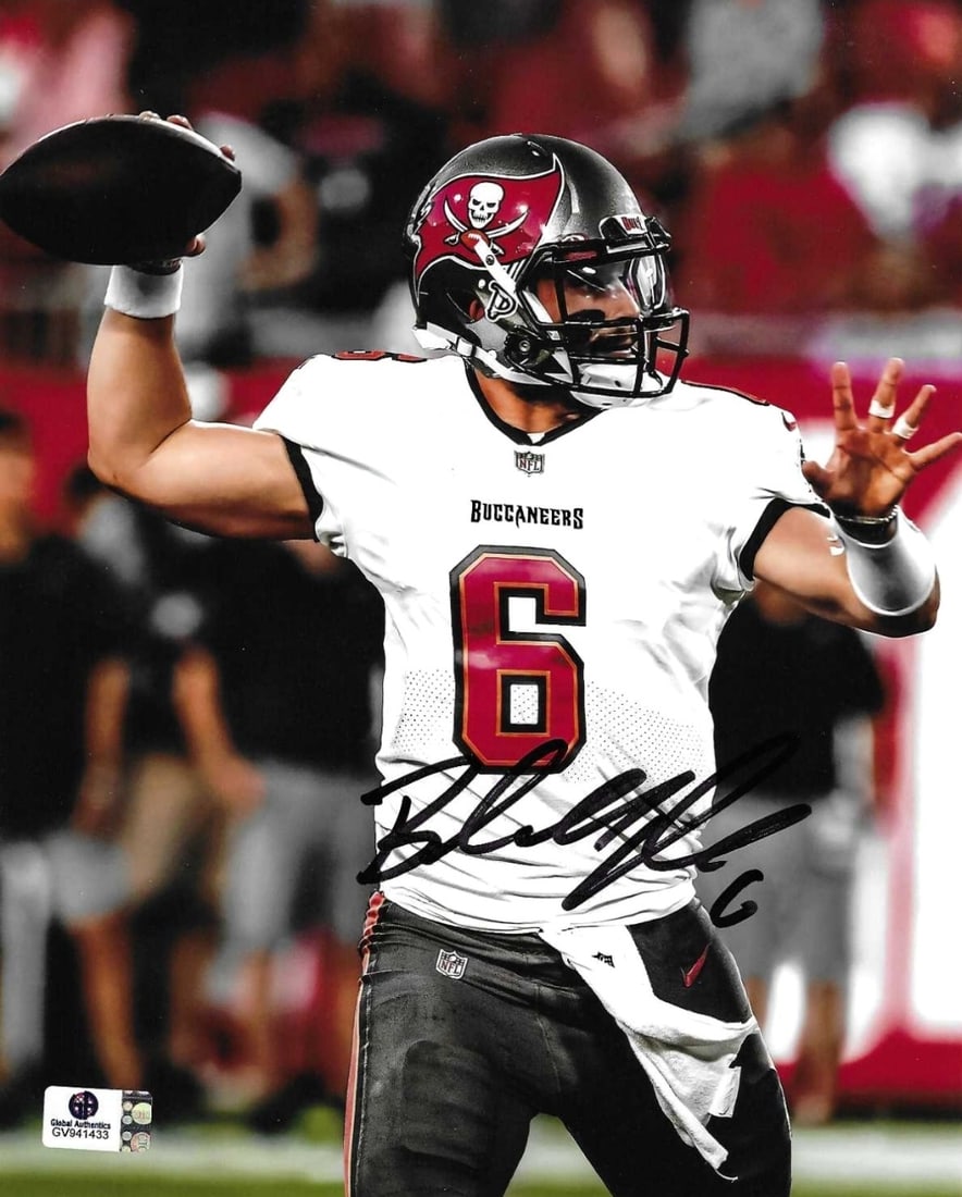 Baker Mayfield Tampa Bay Buccaneers Autographed 8x10 Photo coa (1 of 2)