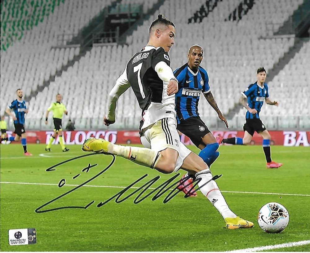 Cristiano Ronaldo Juventus FC Autographed 8x10 Photo coa: Cristiano Ronaldo Juventus FC Autographed 8x10 Photo GA coa - Autograph Location & coa # may vary The photo may have a tiny flaw (slight bend in corner, blemish on autograph on photo, etc.)