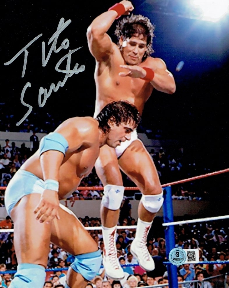 Tito Santana WWF Autographed 8x10 Photo Beckett Hologram: Tito Santana WWF Autographed 8x10 Photo Beckett Hologram