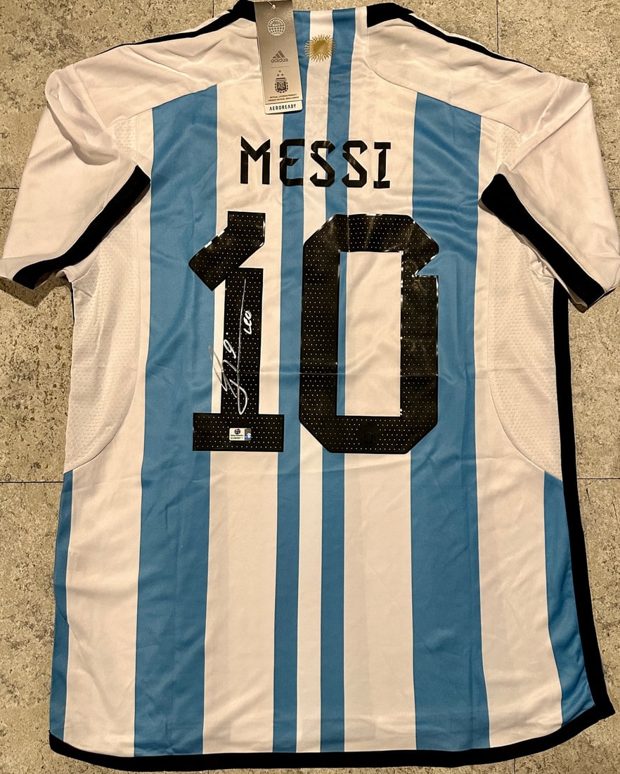 Lionel Messi Argentina Autographed 2022 Adidas FIFA WORLD CUP Soccer Jersey LOA (1 of 4)