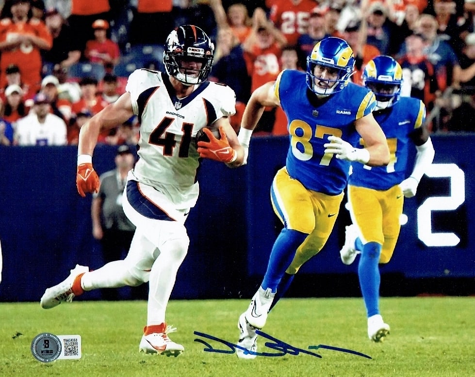 Drew Sanders Denver Broncos Autographed 8x10 Photo Beckett Hologram: Drew Sanders Denver Broncos Autographed 8x10 Photo Beckett Holo - Autograph Location & coa # may vary