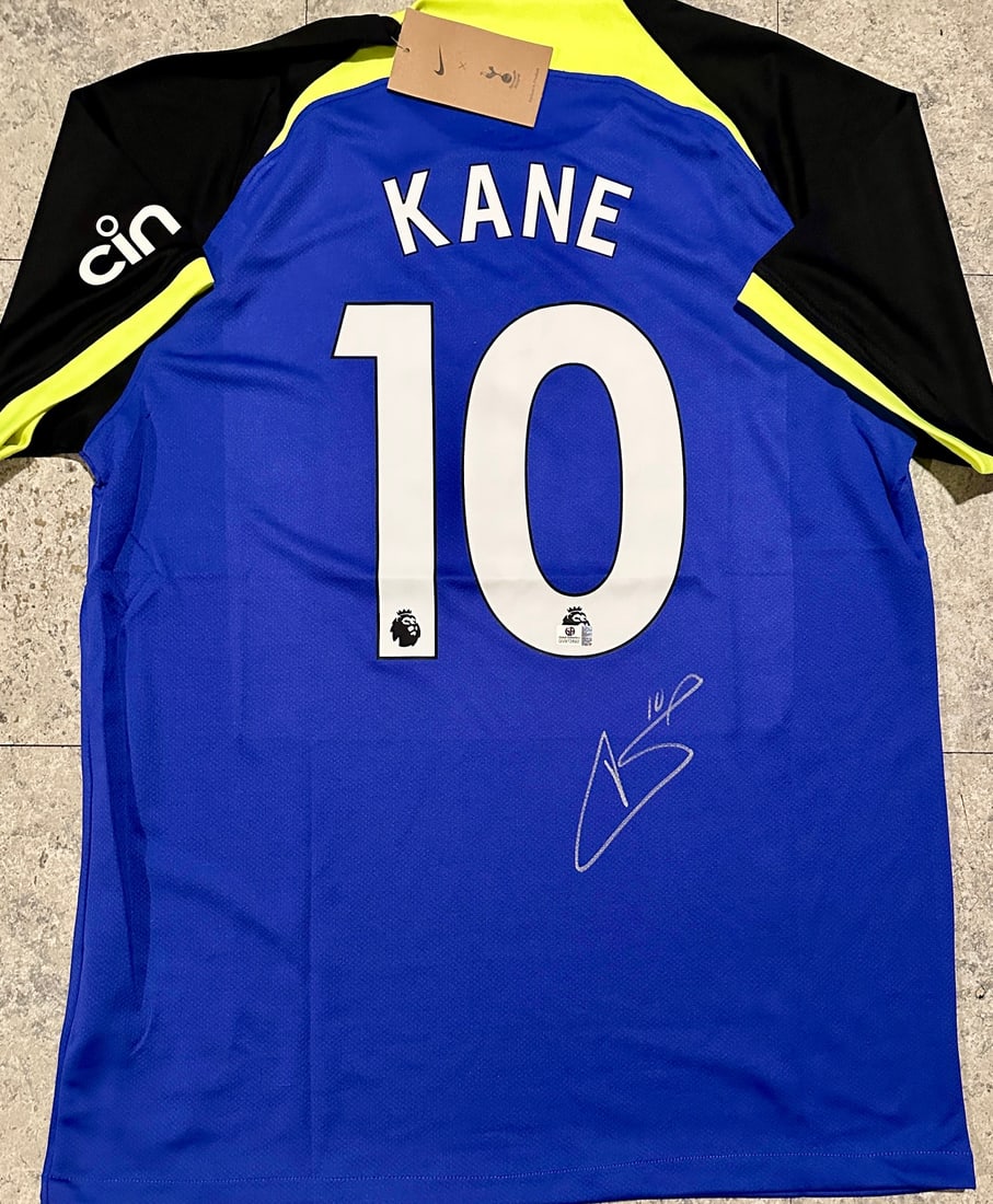 Harry Kane Tottenham Hotspur 2022-23 Nike Away Soccer Jersey coa: Harry Kane Tottenham Hotspur 2022-23 Nike Away Soccer Jersey GA coa - Autograph Location & coa # may vary JERSEY SIZE EXTRA LARGE 